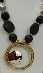 Κολιέ χειροποίητο με μαύρες πέτρες λάβας - Image 2